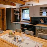Chalet Challet Tonka *