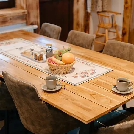 Challet Tonka Chalet *