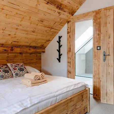 Chalet Challet Tonka